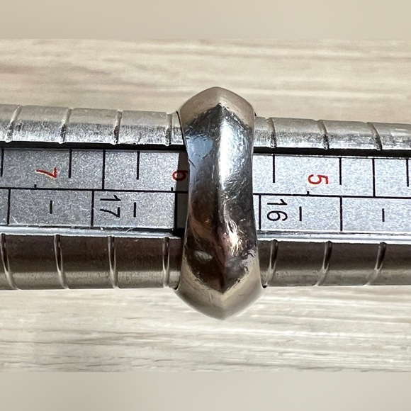 Vintage Designer Signed Sterling Silver & 18K Gold Modernist Dome Ring, Size 6 - Picture 12 of 12